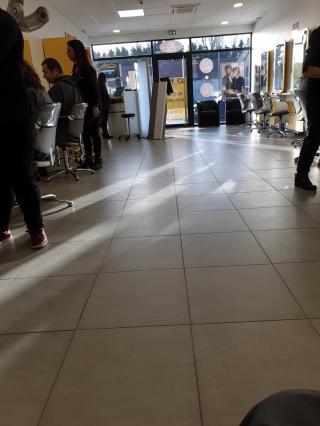 Salon de Manucure Coiff&Co - Coiffeur Avermes 0