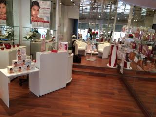 Salon de Manucure Institut de Beauté Claudia 0