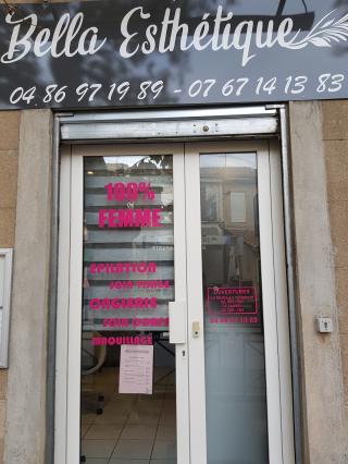 Salon de Manucure Bella Esthétique 0