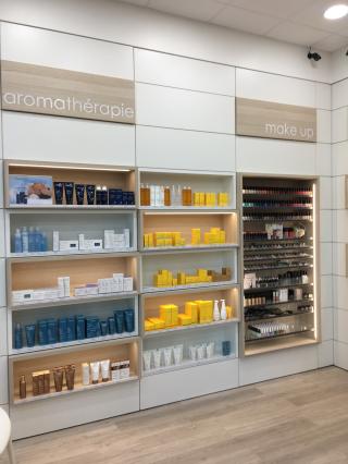 Salon de Manucure Carlance Lyon Confluence - épilation cire - Lumière Pulsée - Minceur 0