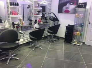 Salon de Manucure Lina's Beauty 0