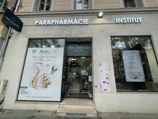 Salon de Manucure Carré Santé Beauté 0