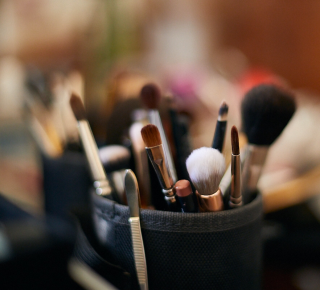 Salon de Manucure Célia Dahamna - Maquilleuse Lyon 0