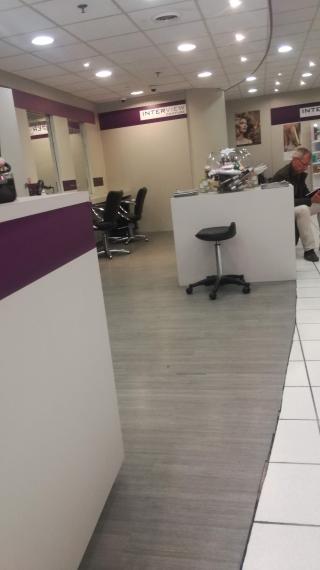 Salon de Manucure Interview Coiffure - Vitrolles 0