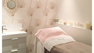 Salon de Manucure Amand'Douce Institut 0