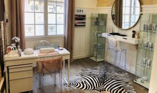 Salon de Manucure Institut 14 0