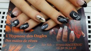 Salon de Manucure L'Hypnose des Ongles 0