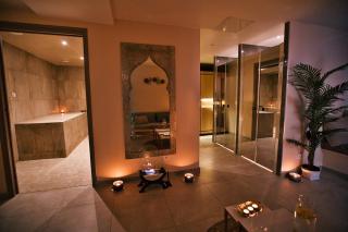 Salon de Manucure O'Thera Spa | Institut de Bien-être et de Beauté à Poissy 0