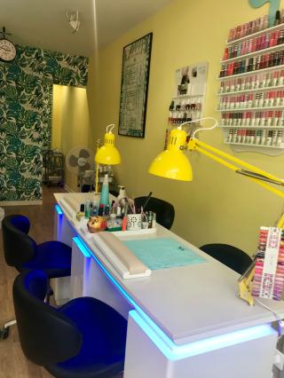 Salon de Manucure Vési Nails 0