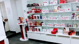 Salon de Manucure Votre Beauté 0