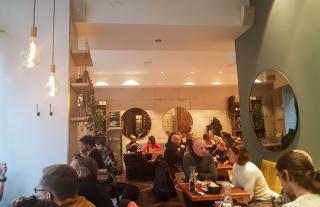 Salon de Manucure Les Bains du Marais - Spa, Hammam, Massages et Soins à Paris 1