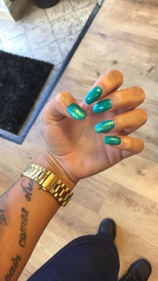 Salon de Manucure Ongl'Discount. 0