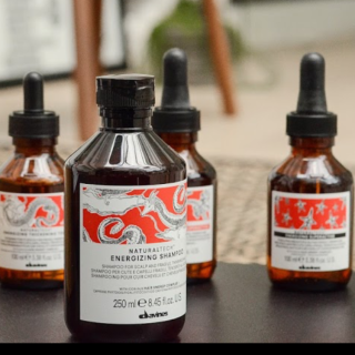 Salon de Manucure CAP-ORIENTAN COIFFEUR-INSTITUT DE BEAUTÉ 0