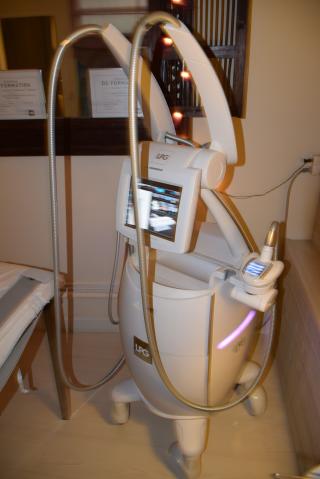 Salon de Manucure Récréation Esthétique 0