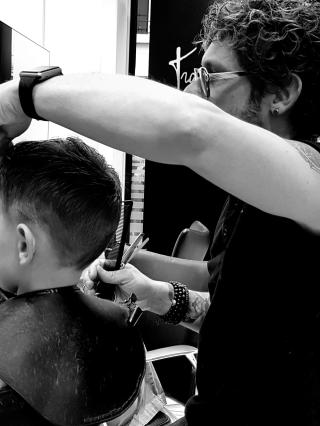 Salon de Manucure Franck Provost - Coiffeur Orléans 0