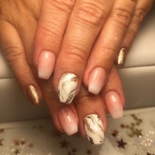 Salon de Manucure Aurel Ongles 2