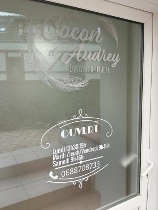 Salon de Manucure Au cocon d'Audrey Institut de beauté 0