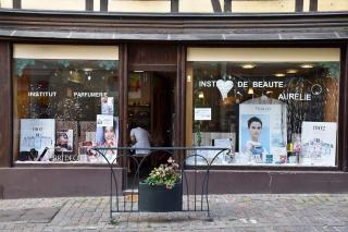 Salon de Manucure Parfumerie Institut Aurélie anciennement Cynthia 0