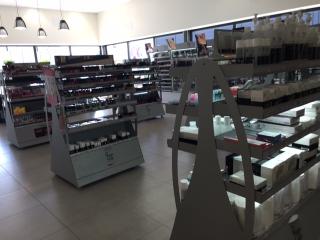 Salon de Manucure Gouiran Beauté Ste Geneviève - produits de coiffure et d'esthétique 0