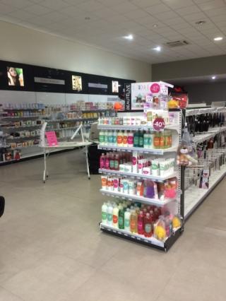 Salon de Manucure Gouiran Beauté Ste Geneviève - produits de coiffure et d'esthétique 0