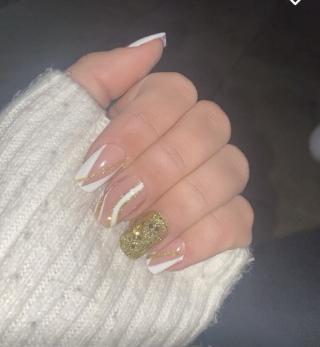 Salon de Manucure 50 Nuances d'Ongles 2