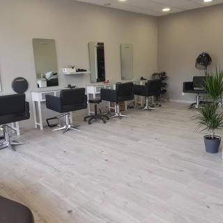 Salon de Manucure L'Hair Du Temps 0