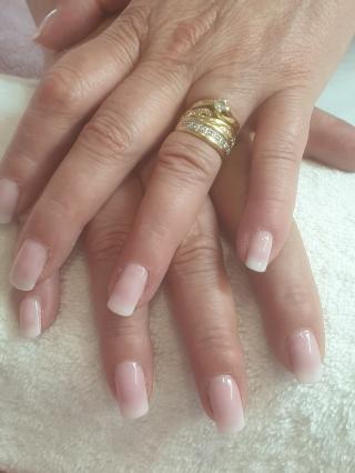 Salon de Manucure Les Ongles De Sylvie - Taverny 1