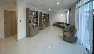 Salon de Manucure DermaSana ( L'île O' Sens ) 0