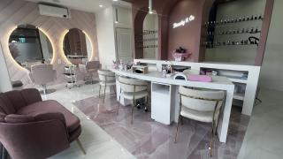 Salon de Manucure Beauty & Co 0