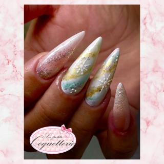 Salon de Manucure La petite coquetterie 0