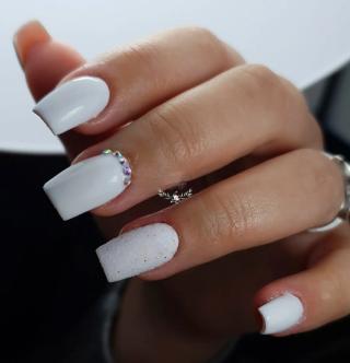 Salon de Manucure L'Atelier de Céline 0