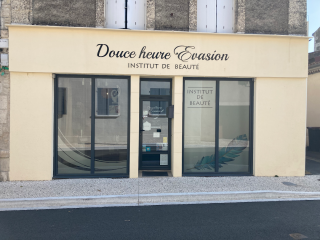 Salon de Manucure Douce'heure Evasion 0