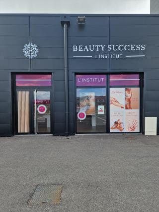 Salon de Manucure Beauty Success l'Institut 2