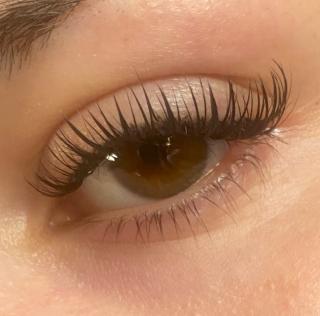 Salon de Manucure Votre institut 0