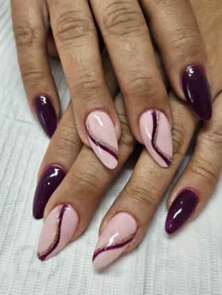 Salon de Manucure Glitter Nails Par Maïté 0