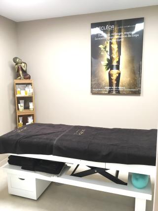 Salon de Manucure La Clinik Beauté by Sharonaé (Institut) 0