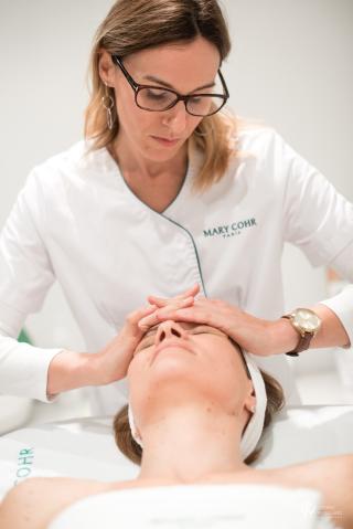 Salon de Manucure Institut Mary Cohr 0