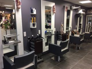 Salon de Manucure GUILLAUME LICOUR COIFFEUR MIXTE 0