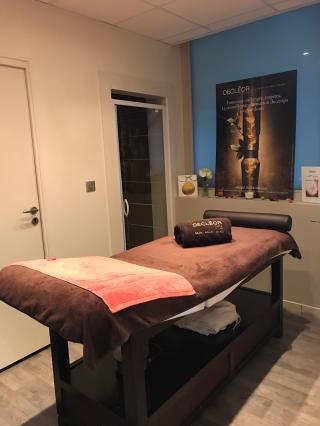 Salon de Manucure Eden Esthetic 0