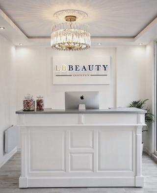 Salon de Manucure LB BEAUTY INSTITUT 2