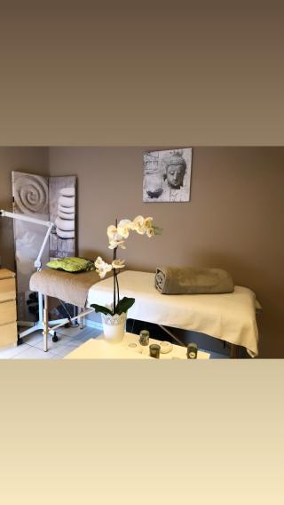 Salon de Manucure Beauté O Naturelle 0