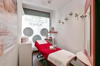 Salon de Manucure Institut Guinot 0