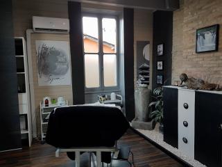 Salon de Manucure ARES_Serenity Esthetique et bien-être 0