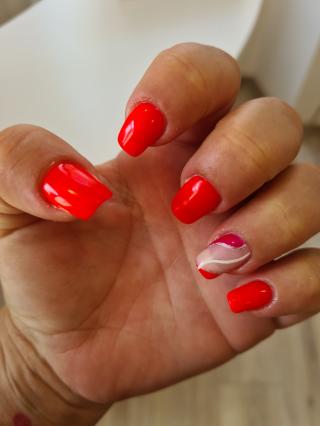 Salon de Manucure So French 0