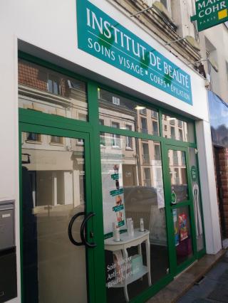 Salon de Manucure Institut Maison de Beauté 0