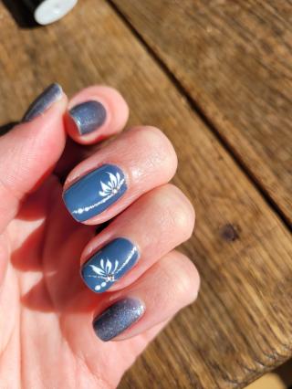 Salon de Manucure L'Onglerie de Laura 0