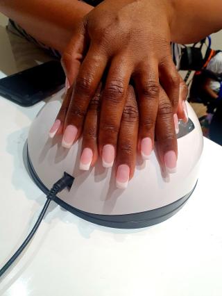 Salon de Manucure Iniyaa beaute indienne 0