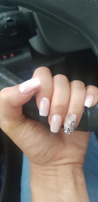 Salon de Manucure Sylvia Da Cruz, Prothésiste Ongulaire 0