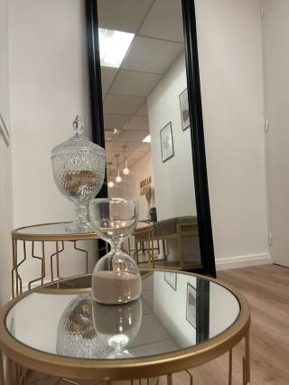 Salon de Manucure Maison Mayra 0