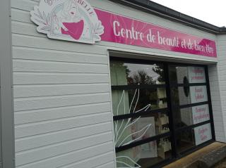 Salon de Manucure Belle et Rebelle - Entre Avranches & Granville 0